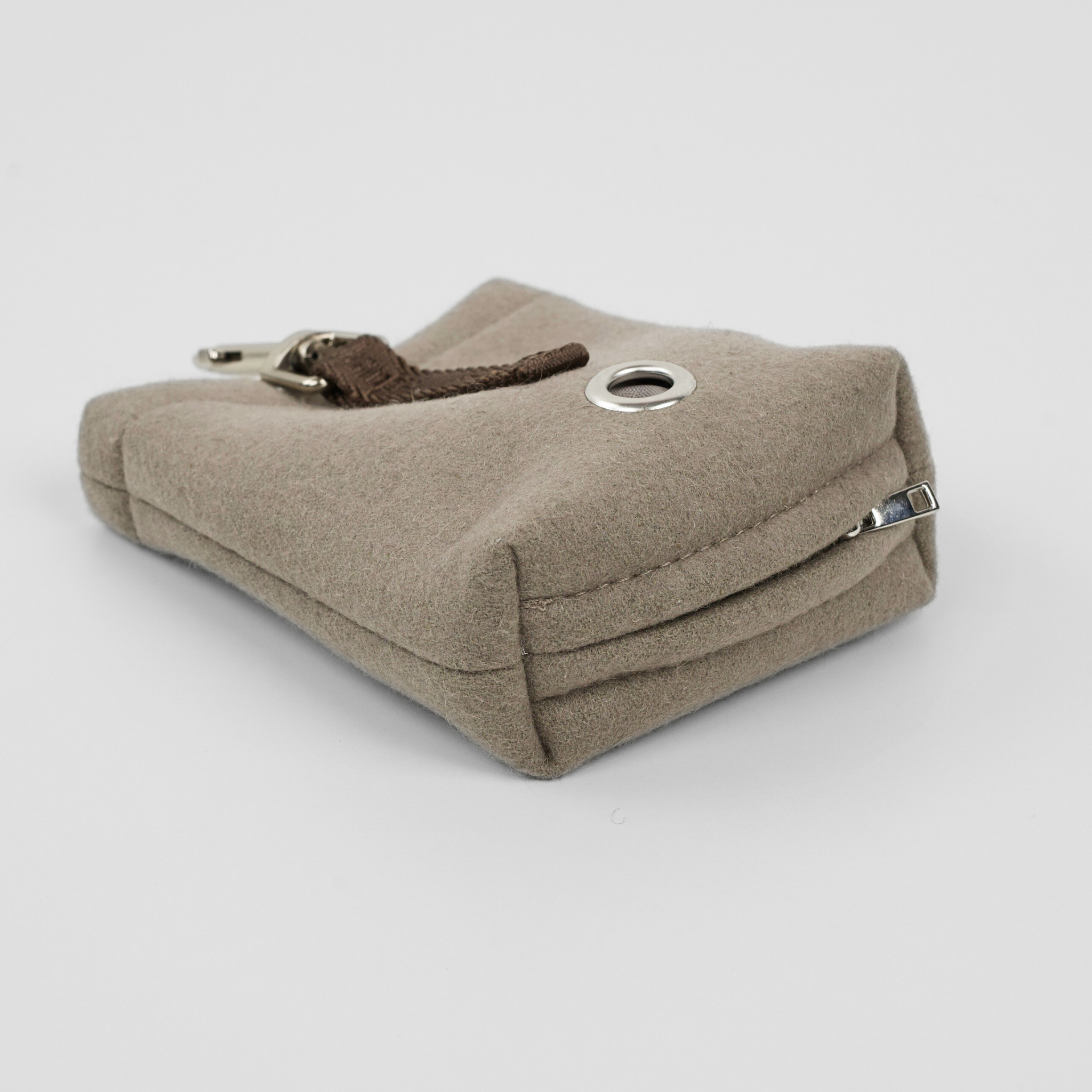 Pochette à friandises Elma avec distributeur de sacs à déjection | Sand