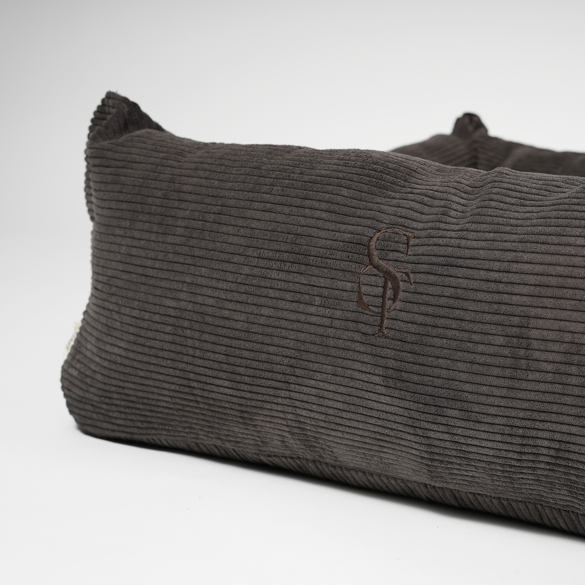 Vera hondenmand | Dark Oak corduroy