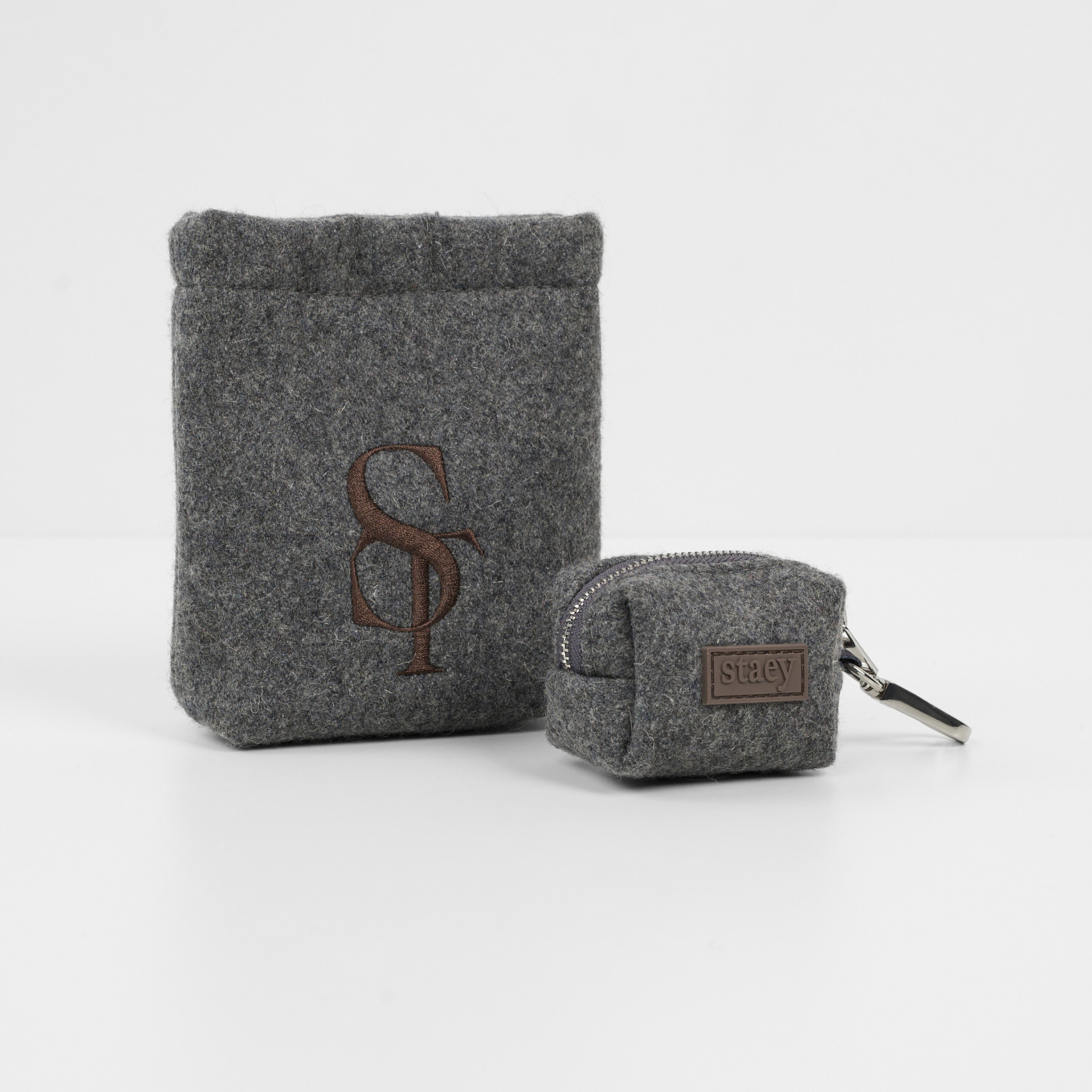 Pochette à friandises Elma avec distributeur de sacs à déjection | Stone