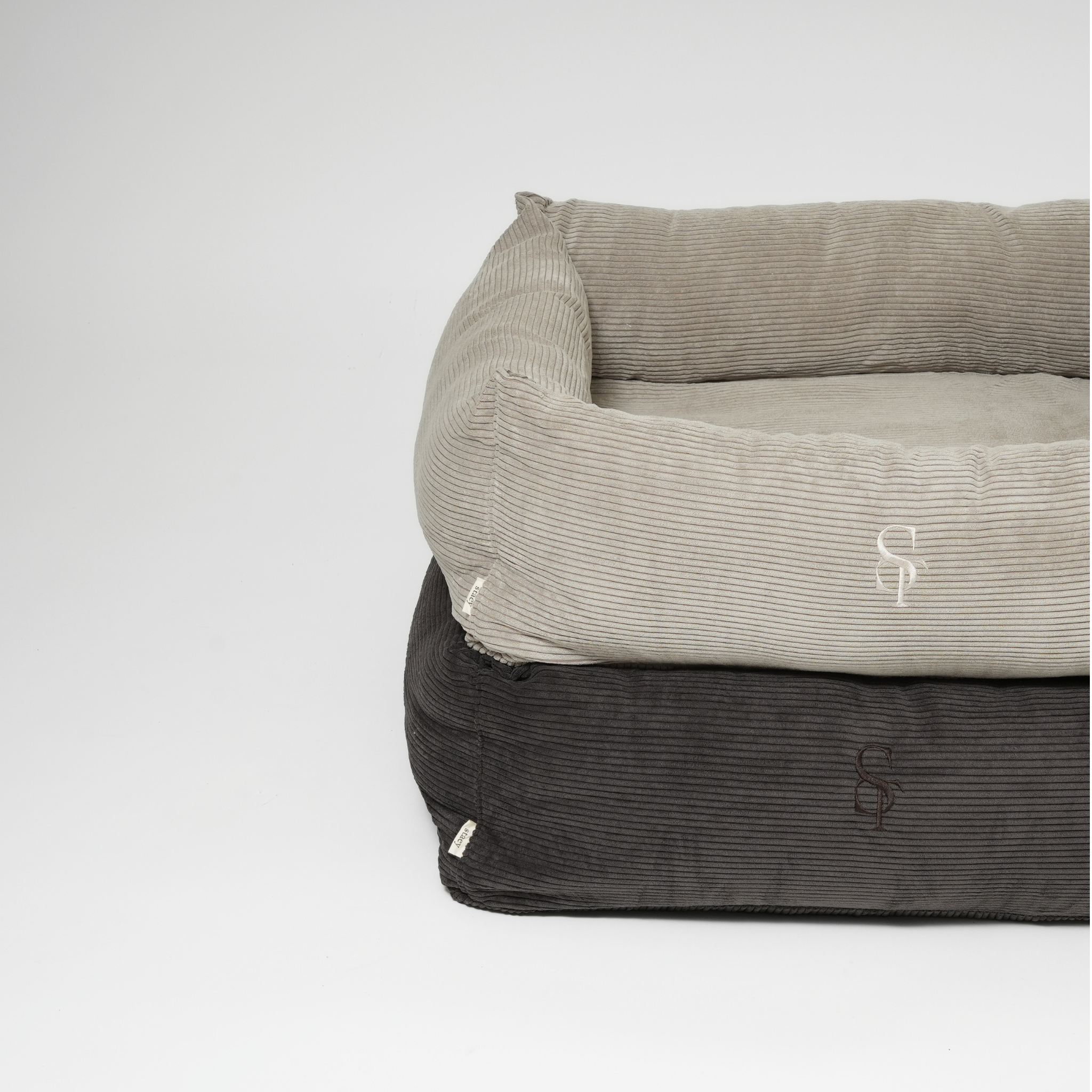Vera Dog Bed | Dune Corduroy