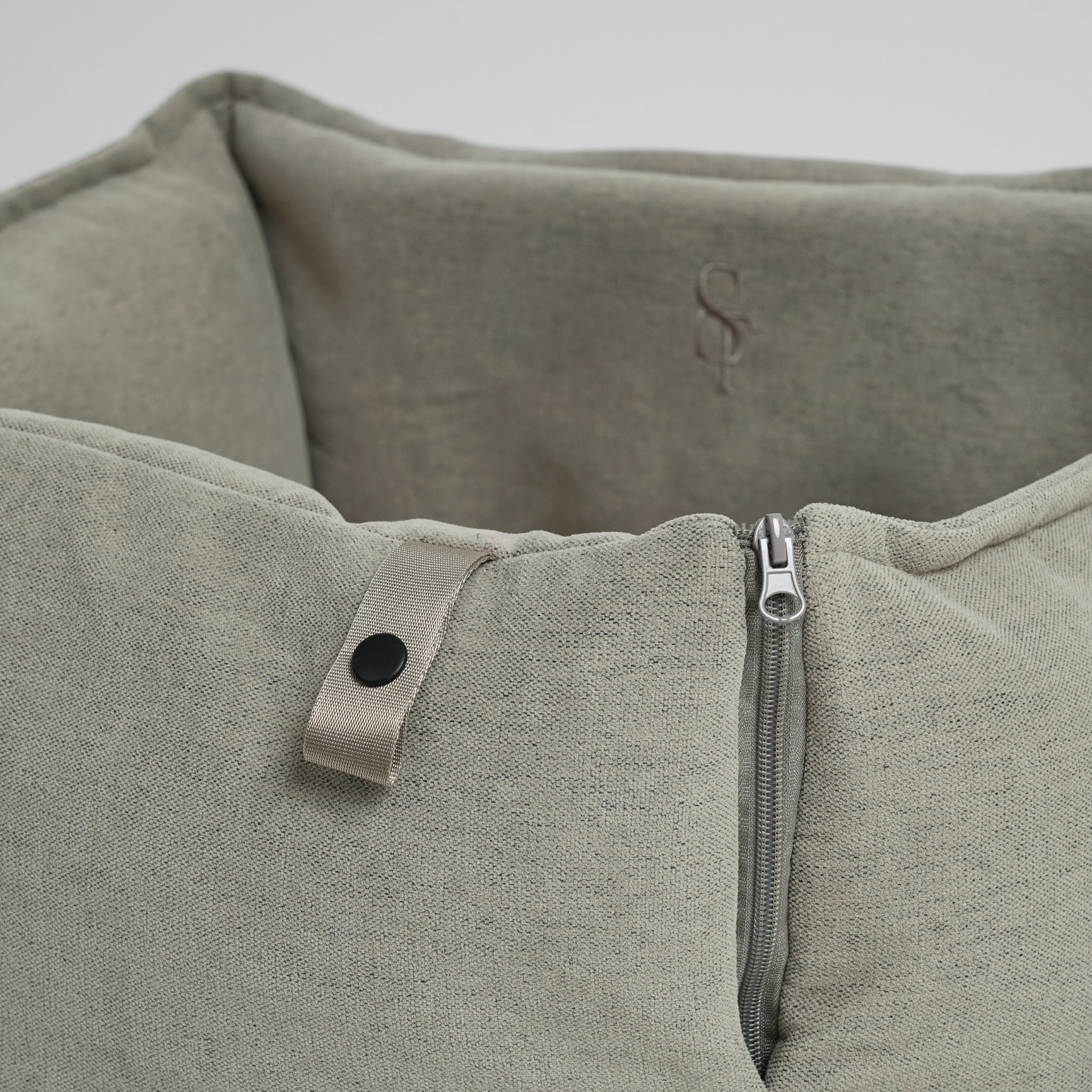 Fenja 2-in-1 Autostoel voor Honden | Dune