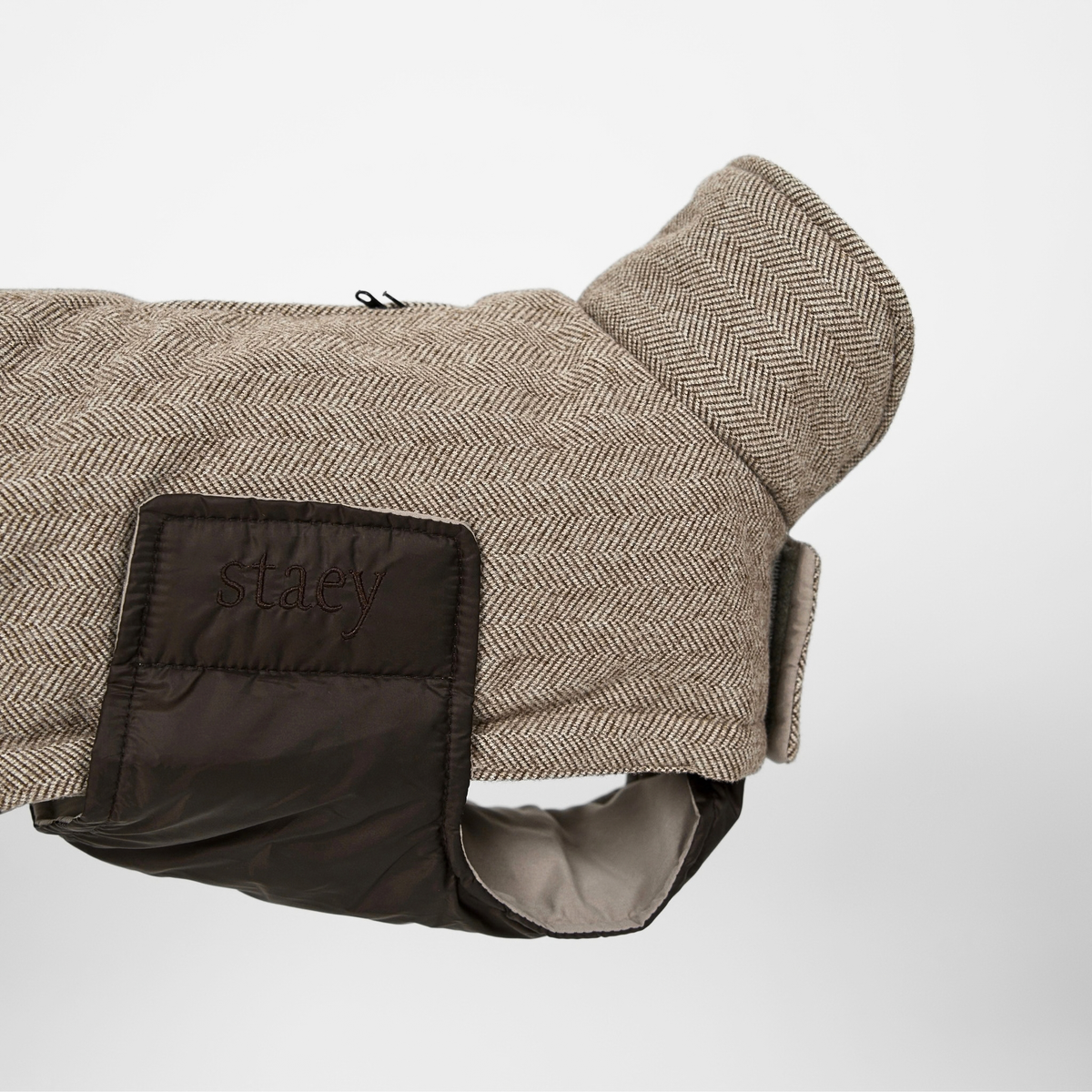 Nora Hondenjas | Herringbone Mocca