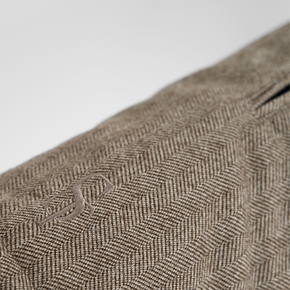 Nora Hondenjas | Herringbone Mocca