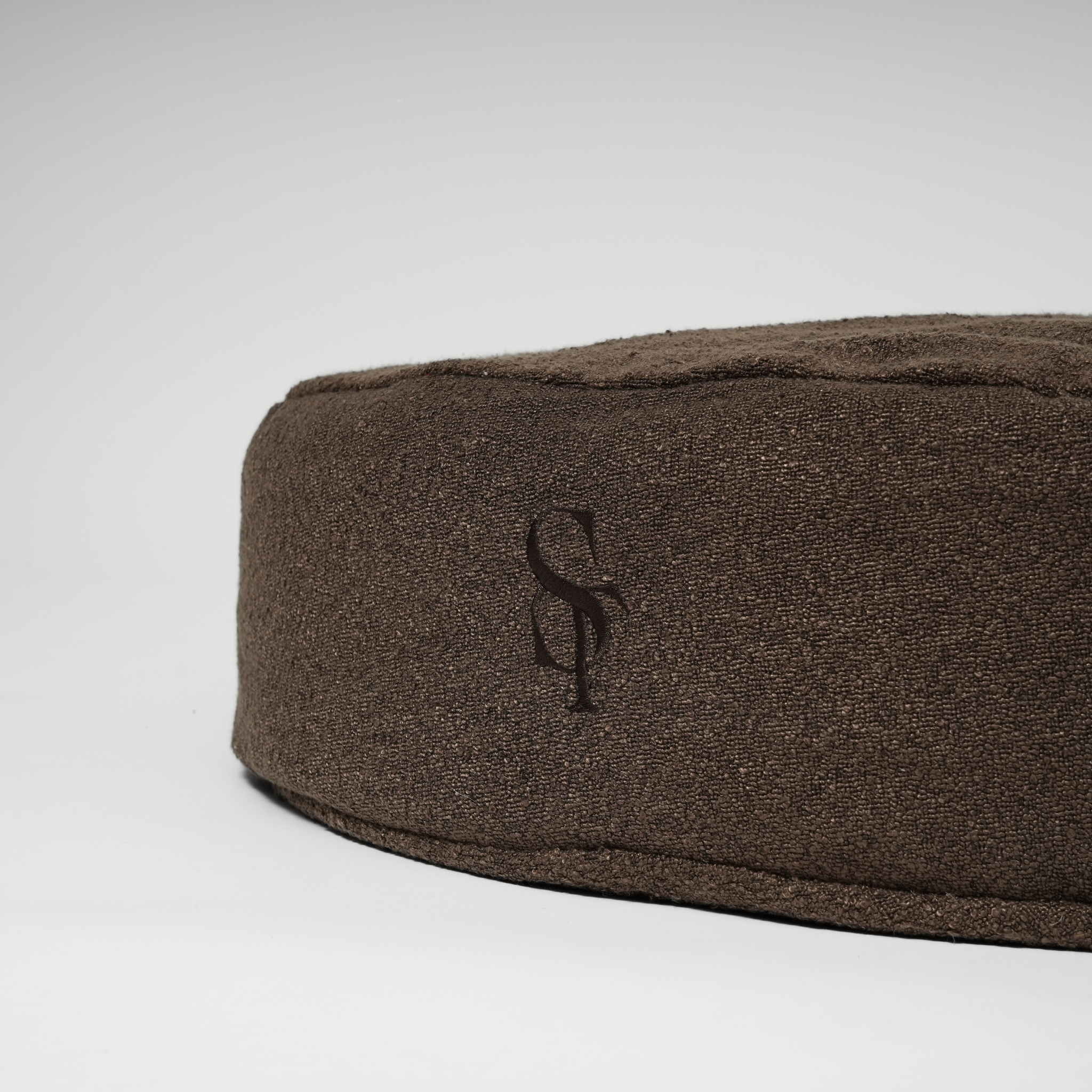 Lana Hondenkussen | Chestnut Bouclé