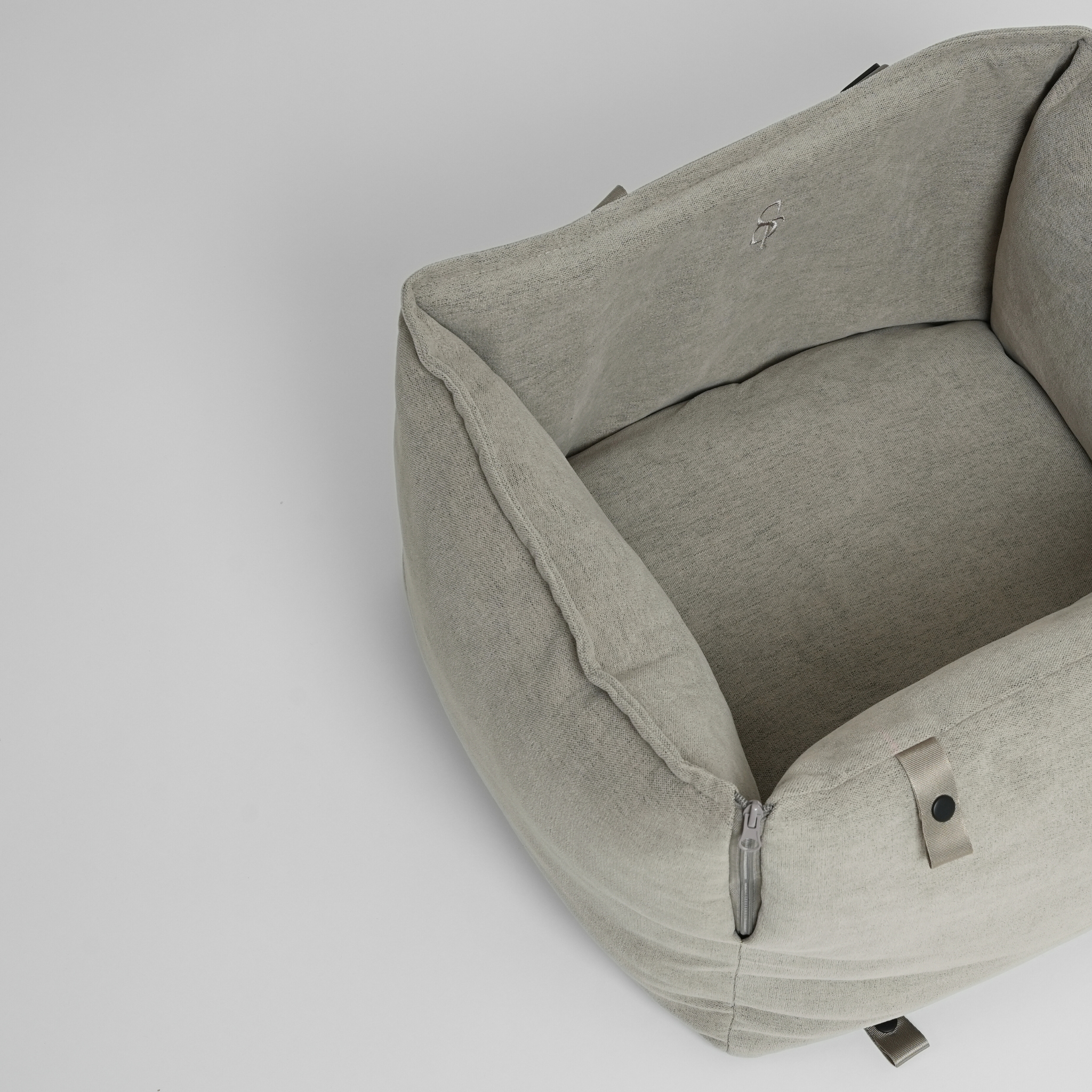 Fenja 2-in-1 Autostoel voor Honden | Dune